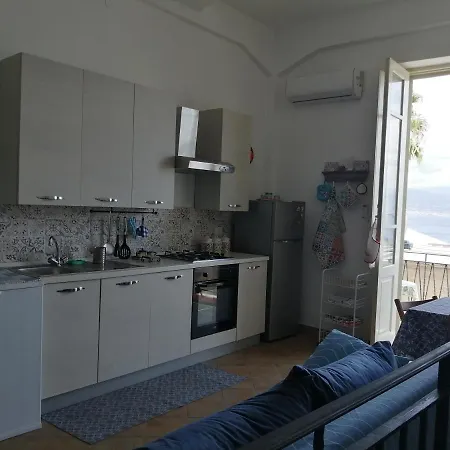بيت للعطل Casa Rosa مسينا